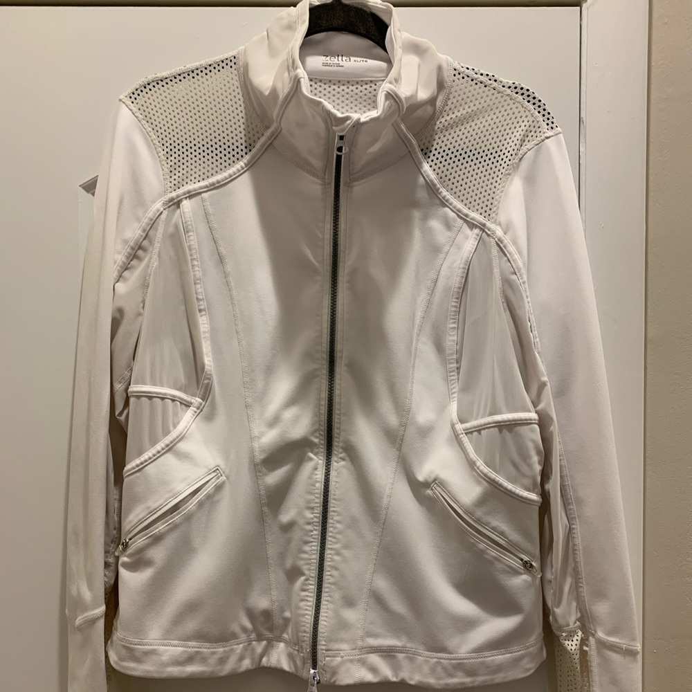 ❤️Zella White Jacket